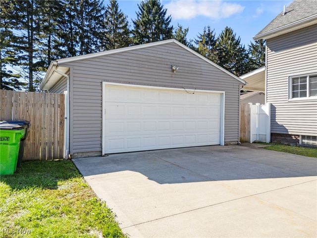 3958 Warner Street, Mogadore, OH 44260