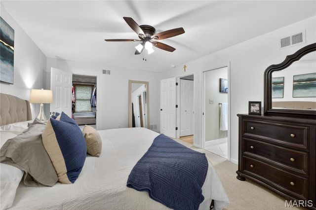 12143 Bent Brook Road, Des Peres, MO 63122