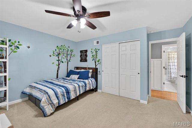 12143 Bent Brook Road, Des Peres, MO 63122