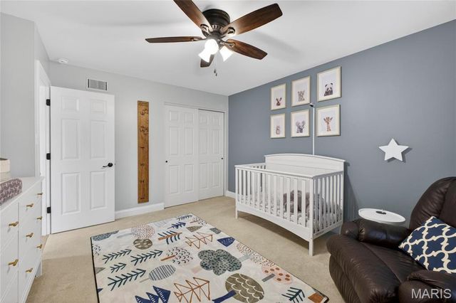12143 Bent Brook Road, Des Peres, MO 63122
