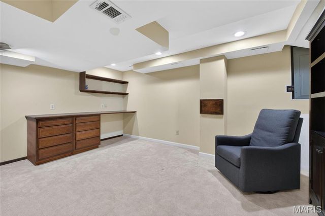 12143 Bent Brook Road, Des Peres, MO 63122