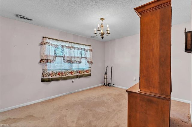 2913 Guther PL, Virginia Beach, VA 23453