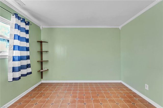 2913 Guther PL, Virginia Beach, VA 23453