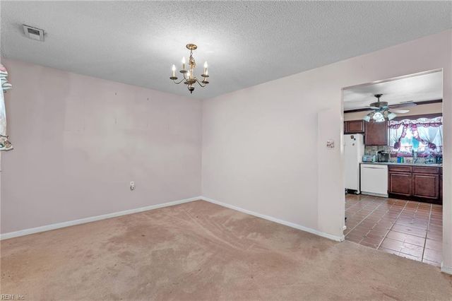 2913 Guther PL, Virginia Beach, VA 23453