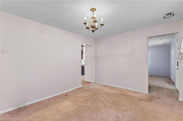 2913 Guther PL, Virginia Beach, VA 23453