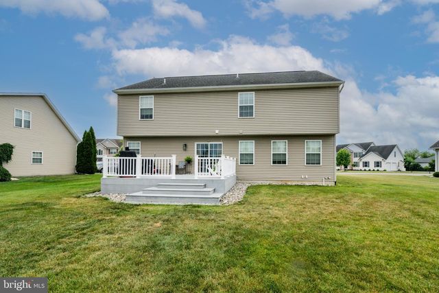 72 BATTALION LN, Gettysburg, PA 17325