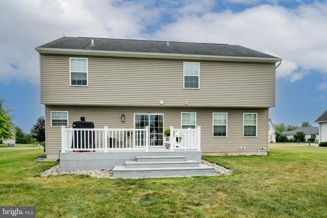 72 BATTALION LN, Gettysburg, PA 17325