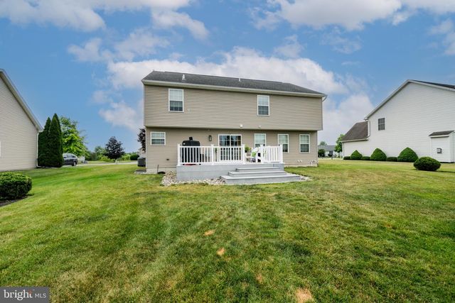 72 BATTALION LN, Gettysburg, PA 17325