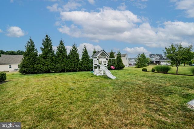 72 BATTALION LN, Gettysburg, PA 17325
