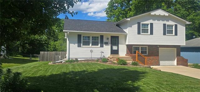 6400 W 73rd Terrace, Overland Park, KS 66204