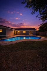 10805 SW 165th Ter, Miami, FL 33157