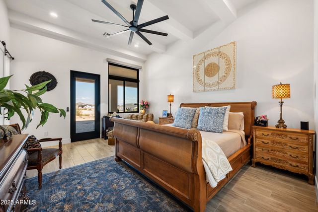 1650 W LUCKY Lane, San Tan Valley, AZ 85144