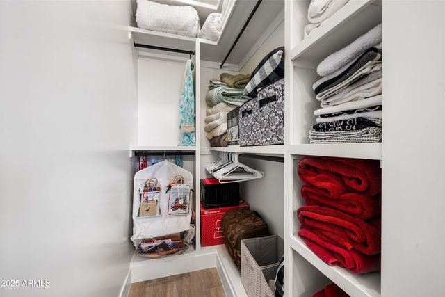 1650 W LUCKY Lane, San Tan Valley, AZ 85144