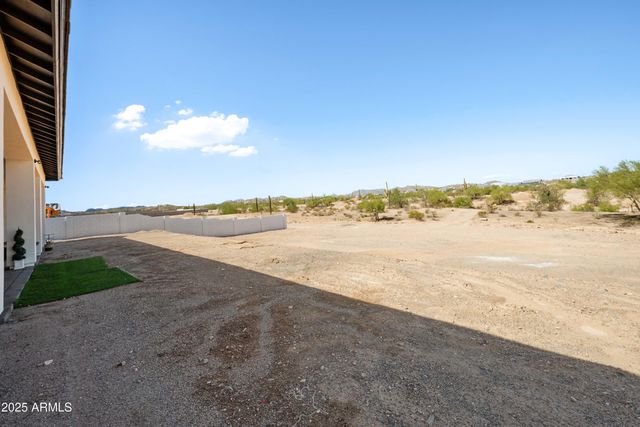 1650 W LUCKY Lane, San Tan Valley, AZ 85144
