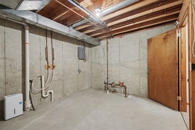 2154 Ter Van Drive, Grand Rapids, MI 49505