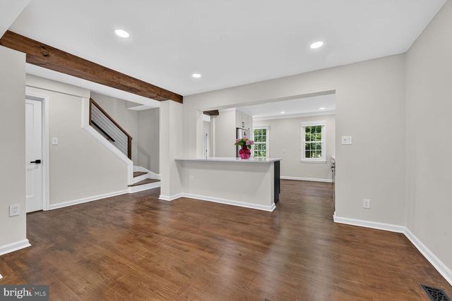 7426 HALLCREST DR, Mclean, VA 22102