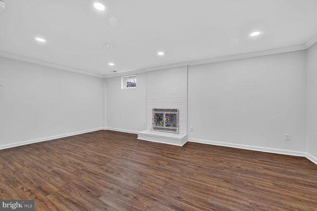 7426 HALLCREST DR, Mclean, VA 22102