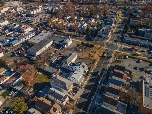 355 Rahway Ave, Elizabeth City, NJ 07202