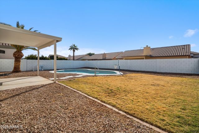 11537 W LAURELWOOD Lane, Avondale, AZ 85392