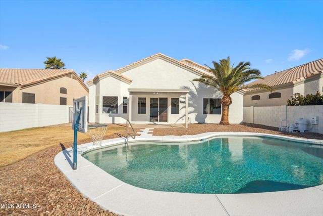 11537 W LAURELWOOD Lane, Avondale, AZ 85392