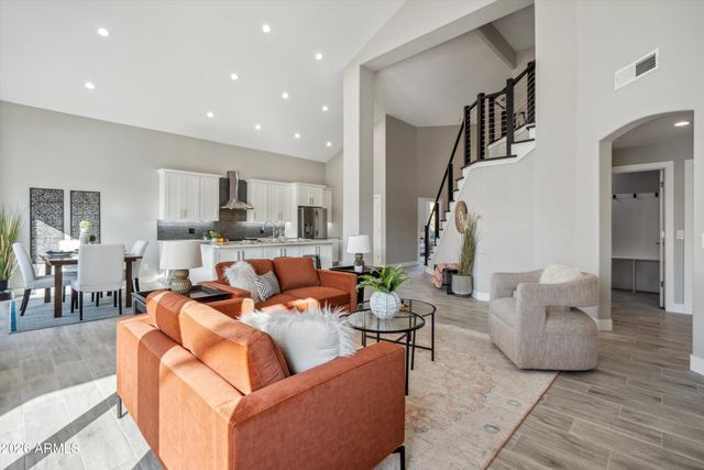 11537 W LAURELWOOD Lane, Avondale, AZ 85392