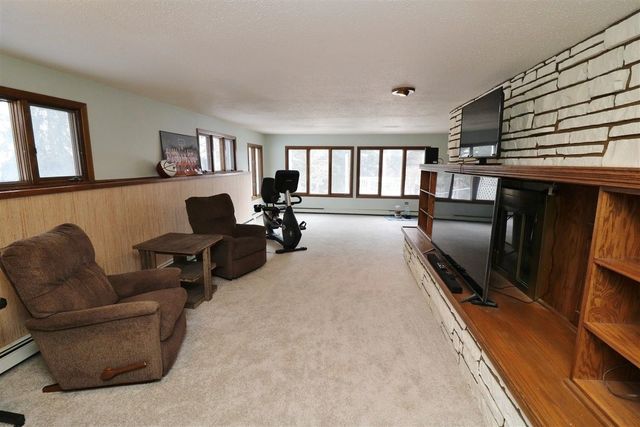 2017 Ida Mae Court, Minot, ND 58703