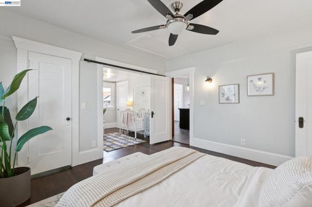 2724 Seminary Ave, Oakland, CA 94605