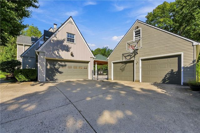 4010 Ridgeway Road, Kettering, OH 45429