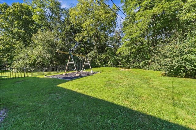 4010 Ridgeway Road, Kettering, OH 45429