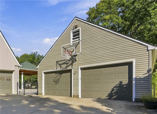4010 Ridgeway Road, Kettering, OH 45429