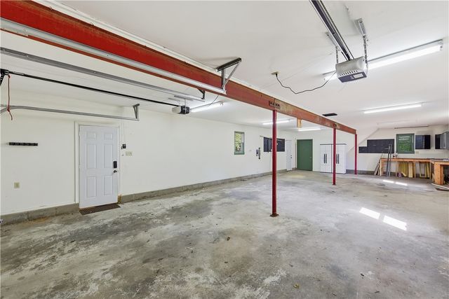 4010 Ridgeway Road, Kettering, OH 45429