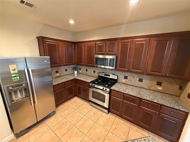 11400 W Parmer LN 108, Cedar Park, TX 78613