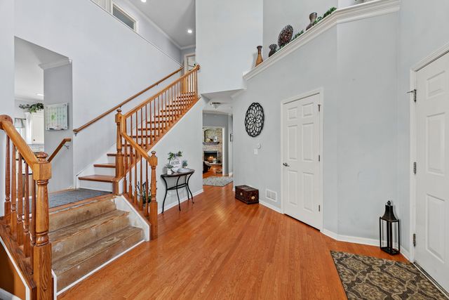 2108 Waterbury Drive, Joliet, IL 60431