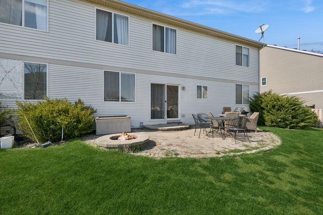 2108 Waterbury Drive, Joliet, IL 60431