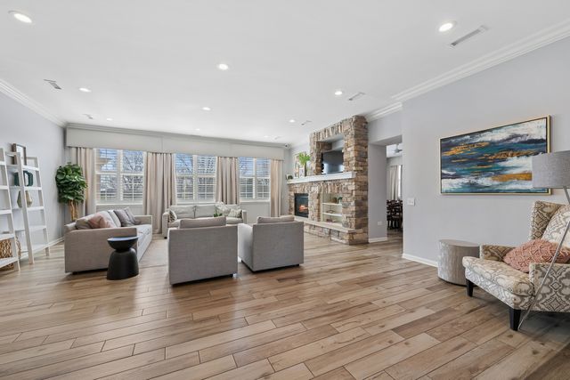 2108 Waterbury Drive, Joliet, IL 60431