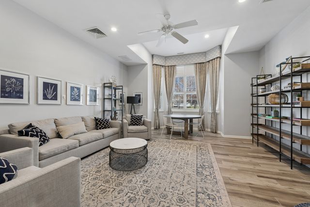 2108 Waterbury Drive, Joliet, IL 60431