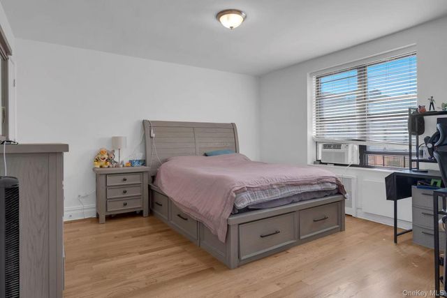 13240 Sanford Avenue 3R, Flushing, NY 11355