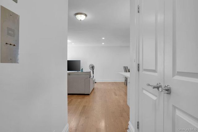 13240 Sanford Avenue 3R, Flushing, NY 11355