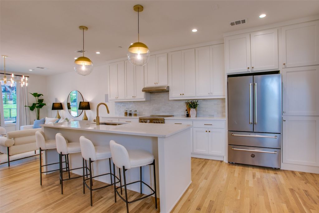 7207 Gaston Avenue 1004, Dallas, TX 75214