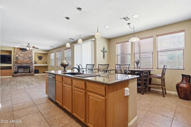 8342 W BUCKHORN Trail, Peoria, AZ 85383