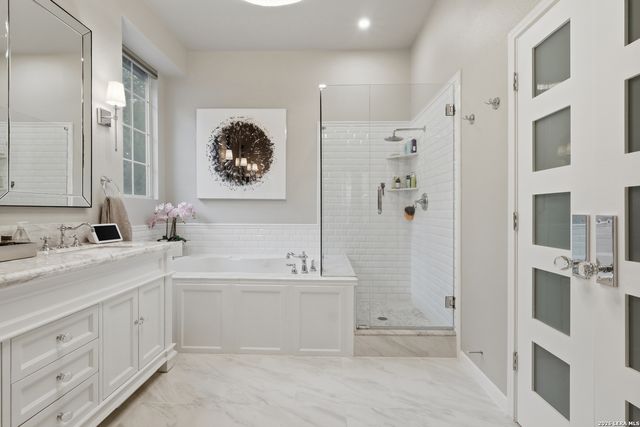 18718 Crosstimber, San Antonio, TX 78258