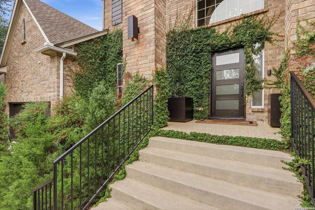 18718 Crosstimber, San Antonio, TX 78258