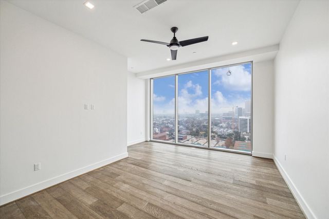 1711 Allen Parkway 1803, Houston, TX 77019