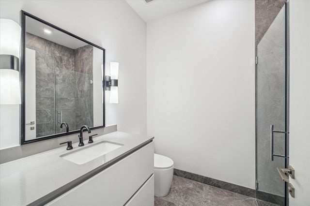 1711 Allen Parkway 1803, Houston, TX 77019