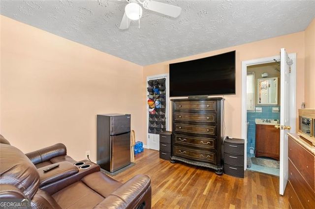 2244 Bolling Brook, Atlanta, GA 30311