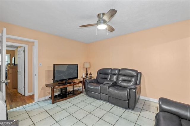 2244 Bolling Brook, Atlanta, GA 30311