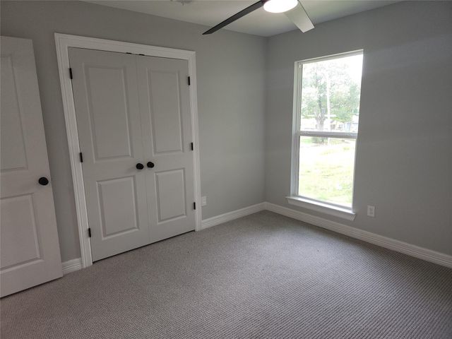 2651 Beaumont Avenue A, Liberty, TX 77575