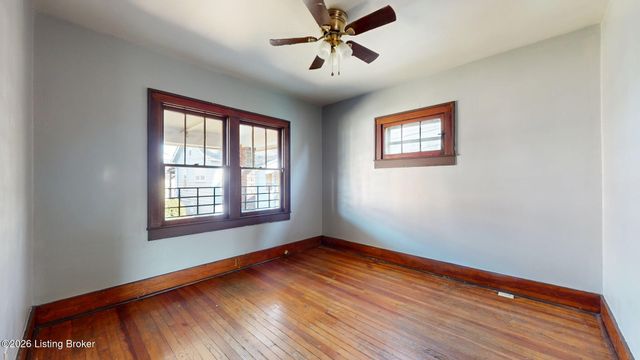 2730 Chase Ct, Louisville, KY 40211