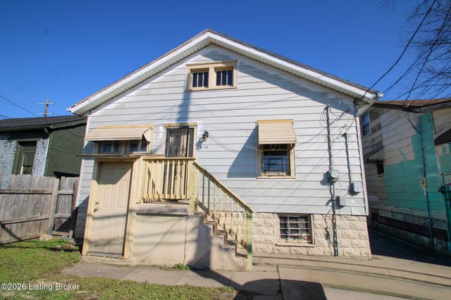 2730 Chase Ct, Louisville, KY 40211