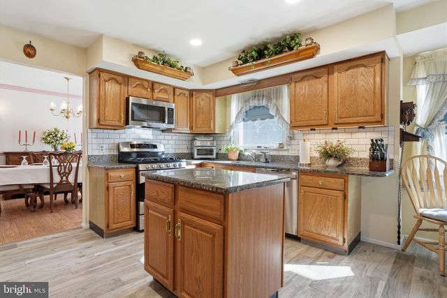 429 GRAND AVE, Langhorne, PA 19047